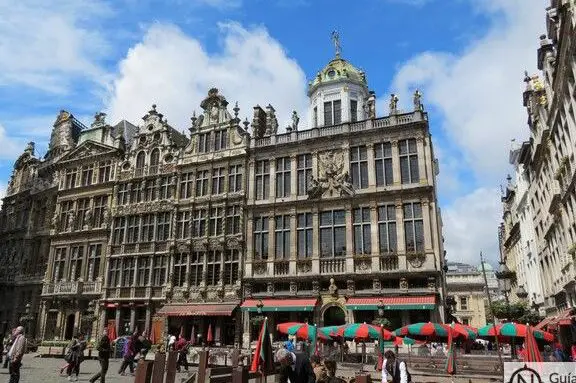 descubre la impresionante catedral de san miguel y santa gudula en bruselas